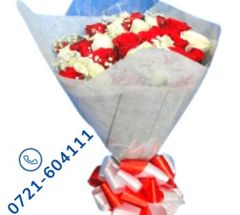 Elegant Red and White Rose Bouquet – Perfect for Special Occasions