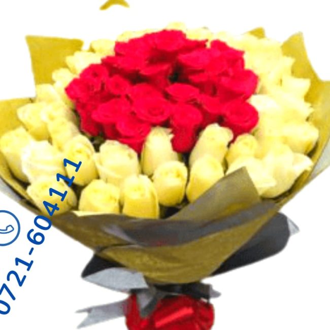 Elegant Bouquet of Red and White Roses – Perfect for Any Occasion